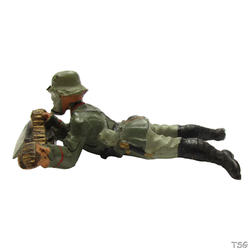 Lineol Soldier lying, supplying ammunition