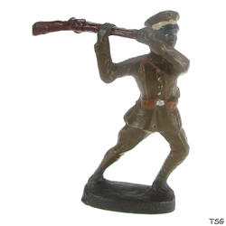 Elastolin Soldier standing, striking with rifle