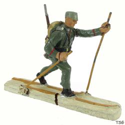 Elastolin Mountain infantry soldier skiing, rifle on back